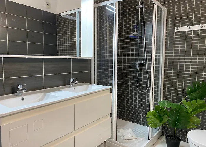 Inter Superb Piscine 5 Min Gare *